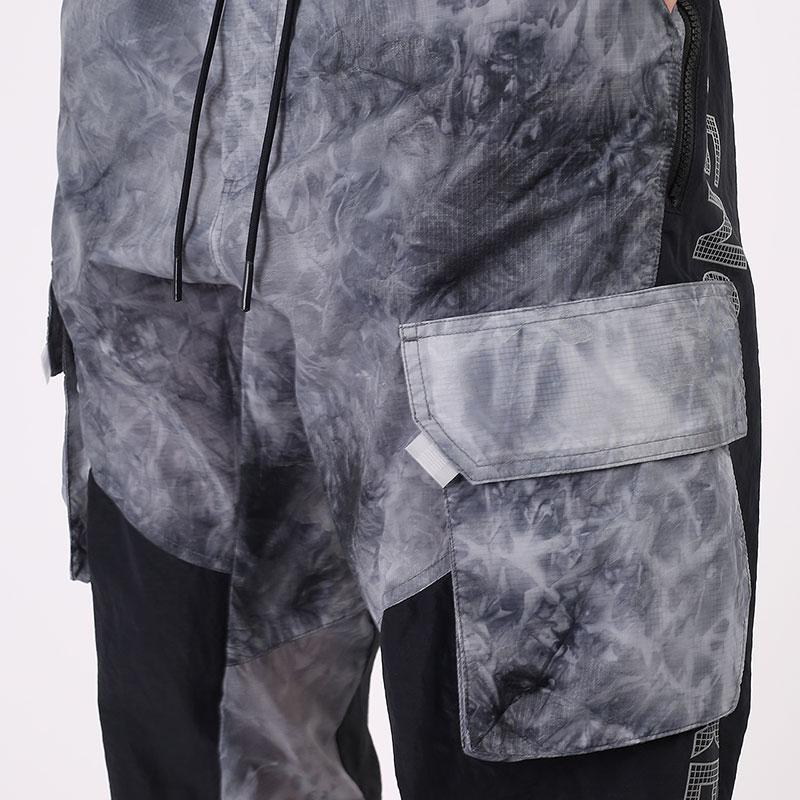 Мужские брюки Jordan 23 Engineered Printed Cargo Trousers (CU9057-100)  - цена, описание, фото 3